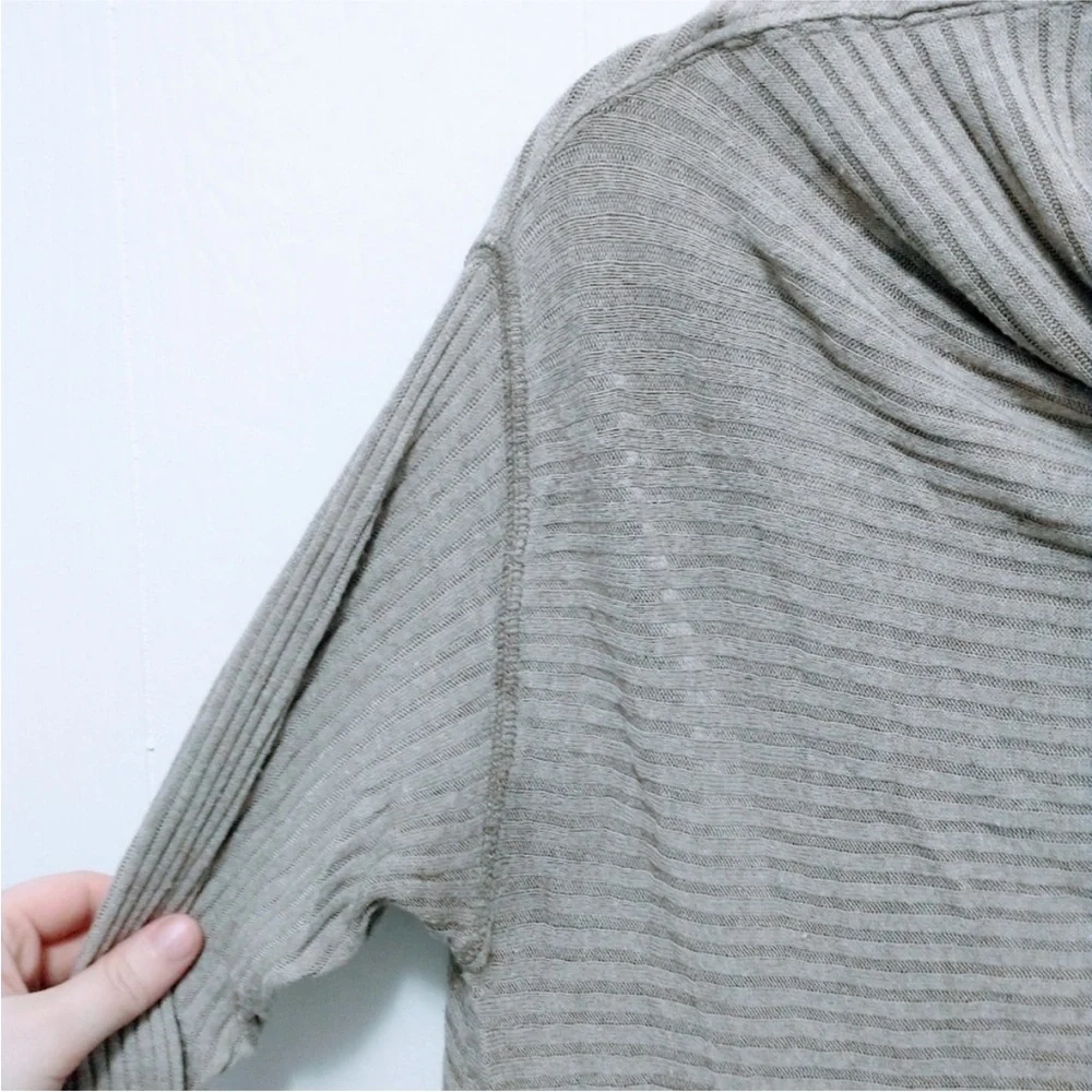 Free People We the Free lover rib back split pullover. Long sleeve ribbed raw